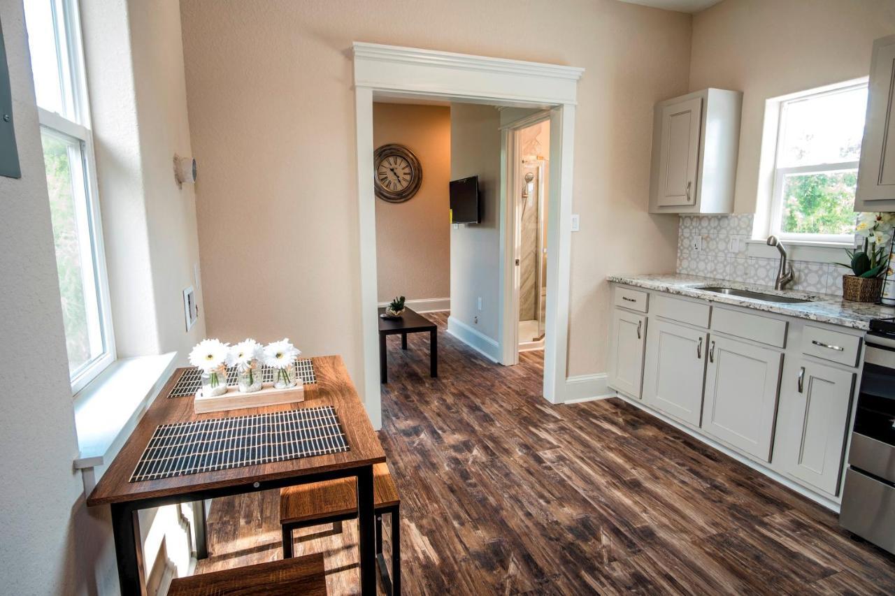 Beautiful Guest House On New Built Home Near Downtown San Antonio Exterior foto